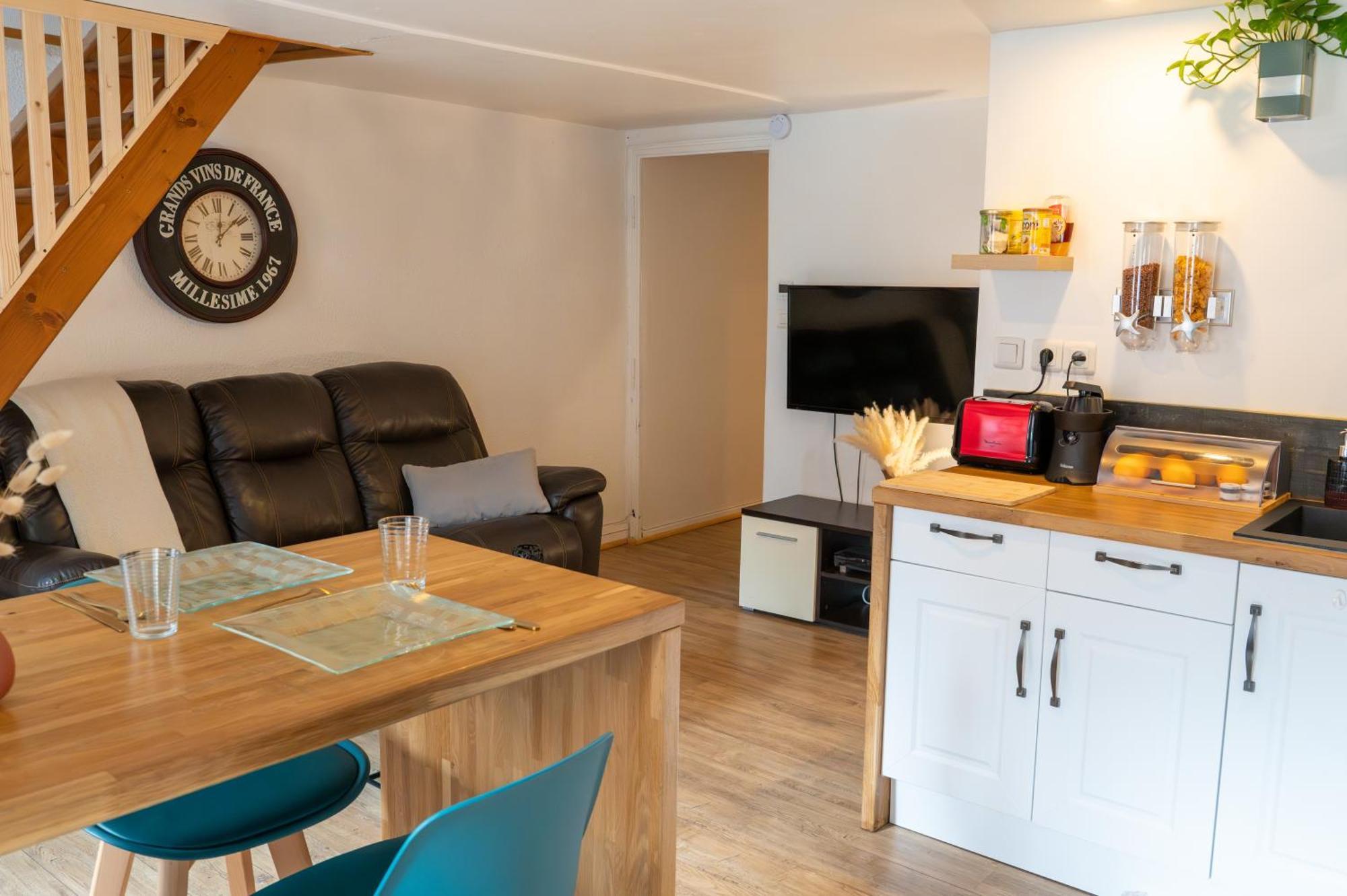 Appartement Au Centre Ville Historique Le Vieux 랑그르 외부 사진