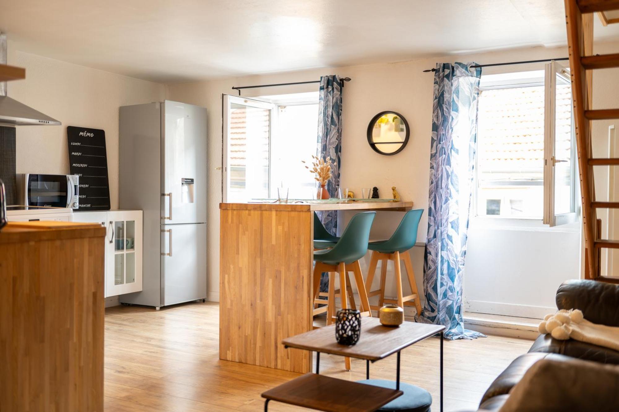 Appartement Au Centre Ville Historique Le Vieux 랑그르 외부 사진
